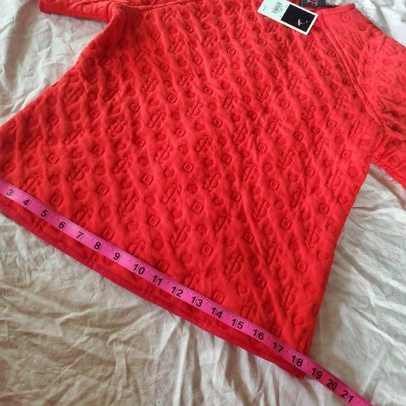 Top - Picture 2 of 12